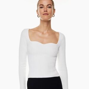 Aritzia Babaton Sculpt Knit Sweetheart Long sleeve Size XXS